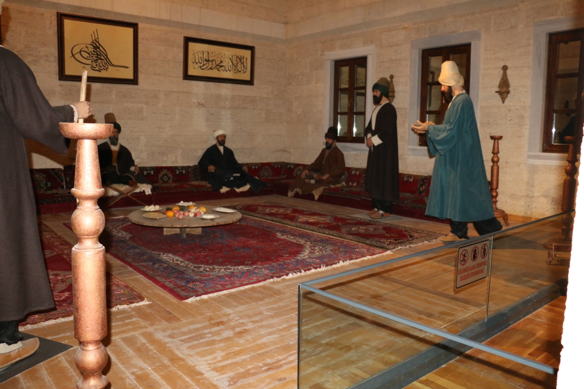 81 ilden ve ulusal medyadan gelen 160 gazeteci, Türk basınının ve dijital medyanın geleceğini tartışmak üzere Kırşehir’de buluştu.