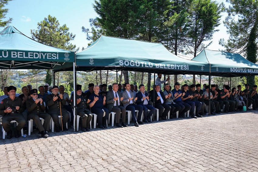 Adapazarı’nın düşman işgalinden kurtuluşunun 105. yıldönümü, düzenlenen etkinliklerle büyük bir gurur ve coşkuyla kutlandı. ( GÜNÜN ÖNE ÇIKAN FOTOĞRAF KARELERİ )