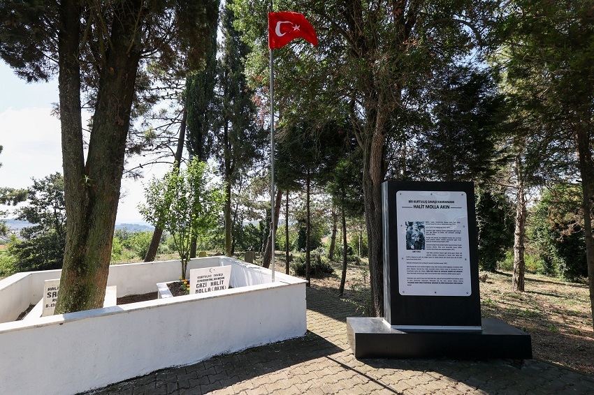 Adapazarı’nın düşman işgalinden kurtuluşunun 105. yıldönümü, düzenlenen etkinliklerle büyük bir gurur ve coşkuyla kutlandı. ( GÜNÜN ÖNE ÇIKAN FOTOĞRAF KARELERİ )