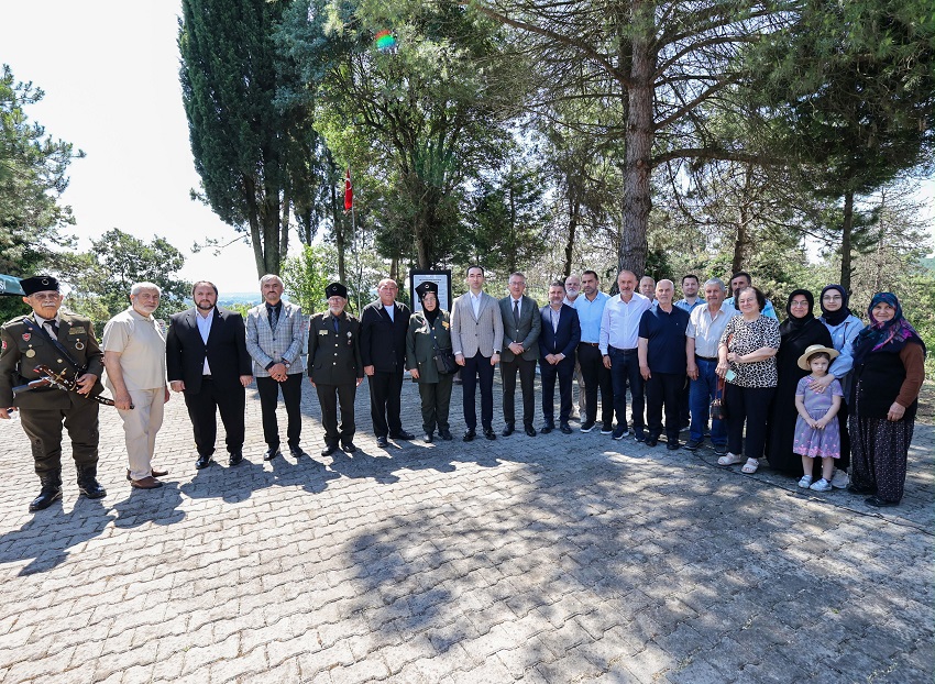 Adapazarı’nın düşman işgalinden kurtuluşunun 105. yıldönümü, düzenlenen etkinliklerle büyük bir gurur ve coşkuyla kutlandı. ( GÜNÜN ÖNE ÇIKAN FOTOĞRAF KARELERİ )