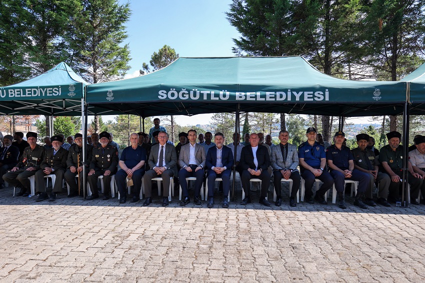 Adapazarı’nın düşman işgalinden kurtuluşunun 105. yıldönümü, düzenlenen etkinliklerle büyük bir gurur ve coşkuyla kutlandı. ( GÜNÜN ÖNE ÇIKAN FOTOĞRAF KARELERİ )