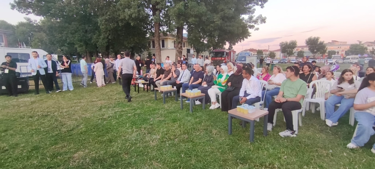 Adapazarı’nın düşman işgalinden kurtuluşunun 105. yıldönümü, düzenlenen etkinliklerle büyük bir gurur ve coşkuyla kutlandı. ( GÜNÜN ÖNE ÇIKAN FOTOĞRAF KARELERİ )