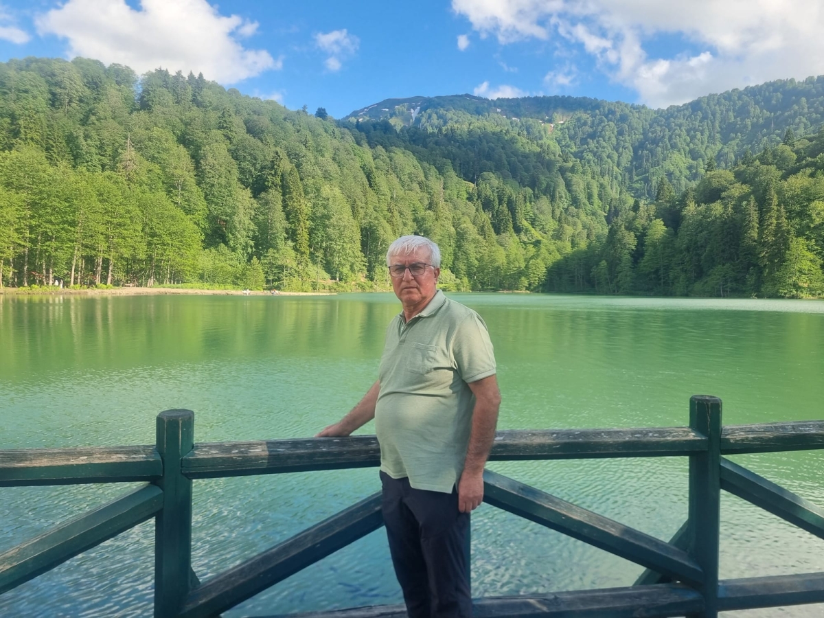 ÇOCUKLUK ARKADAŞLARININ MUHTEŞEM ROTASI: İSMAİL ERGÜL KARADENİZ’İ ADIM ADIM KEŞFEDİYOR!