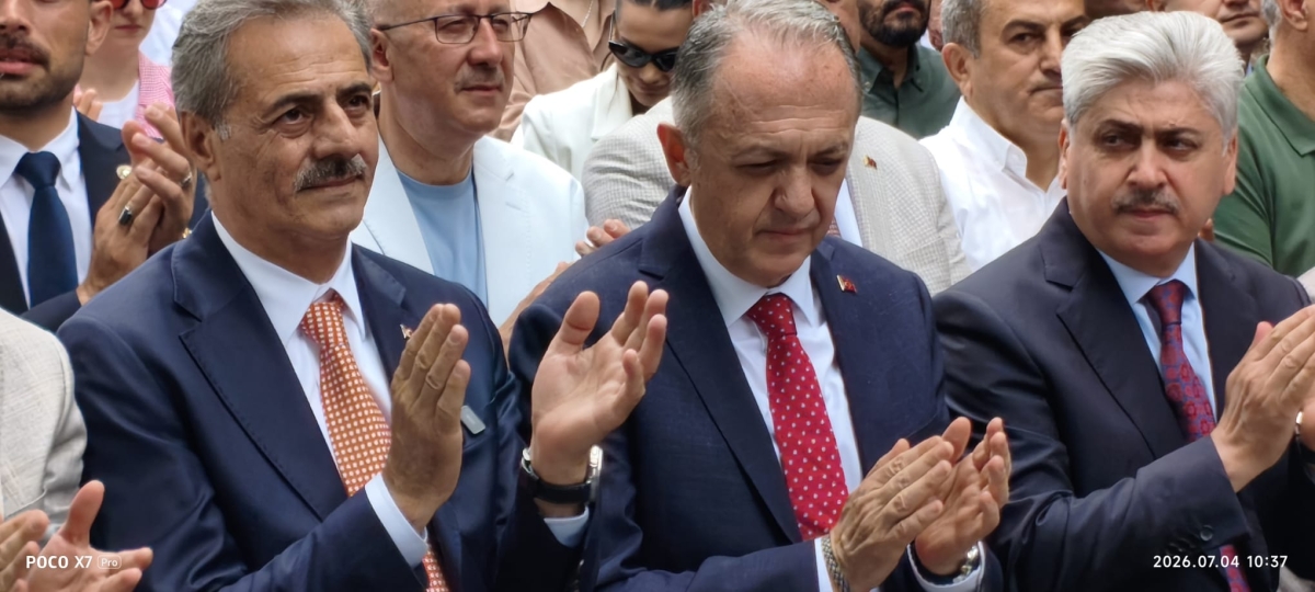 Türkiye Kültür Yolu Festivali, dokuzuncu durağı olan Sakarya’da büyük bir coşkuyla başladı. 4-12 Temmuz tarihleri arasında şehri kültür, sanat ve gastronomi rotasına dönüştüren festival, 186 farklı etkinlikle Sakarya