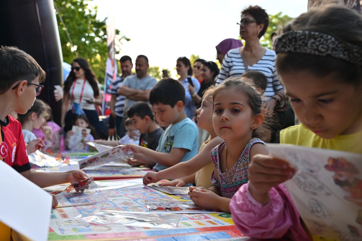 Sakarya Kültür Yolu Festivali’nde Sanat Rüzgârı: İkinci Gün Dolu Dolu Geçti (İŞTE GÜNÜN ÖNE ÇIKAN FOTOĞRAF KARELERİ )
