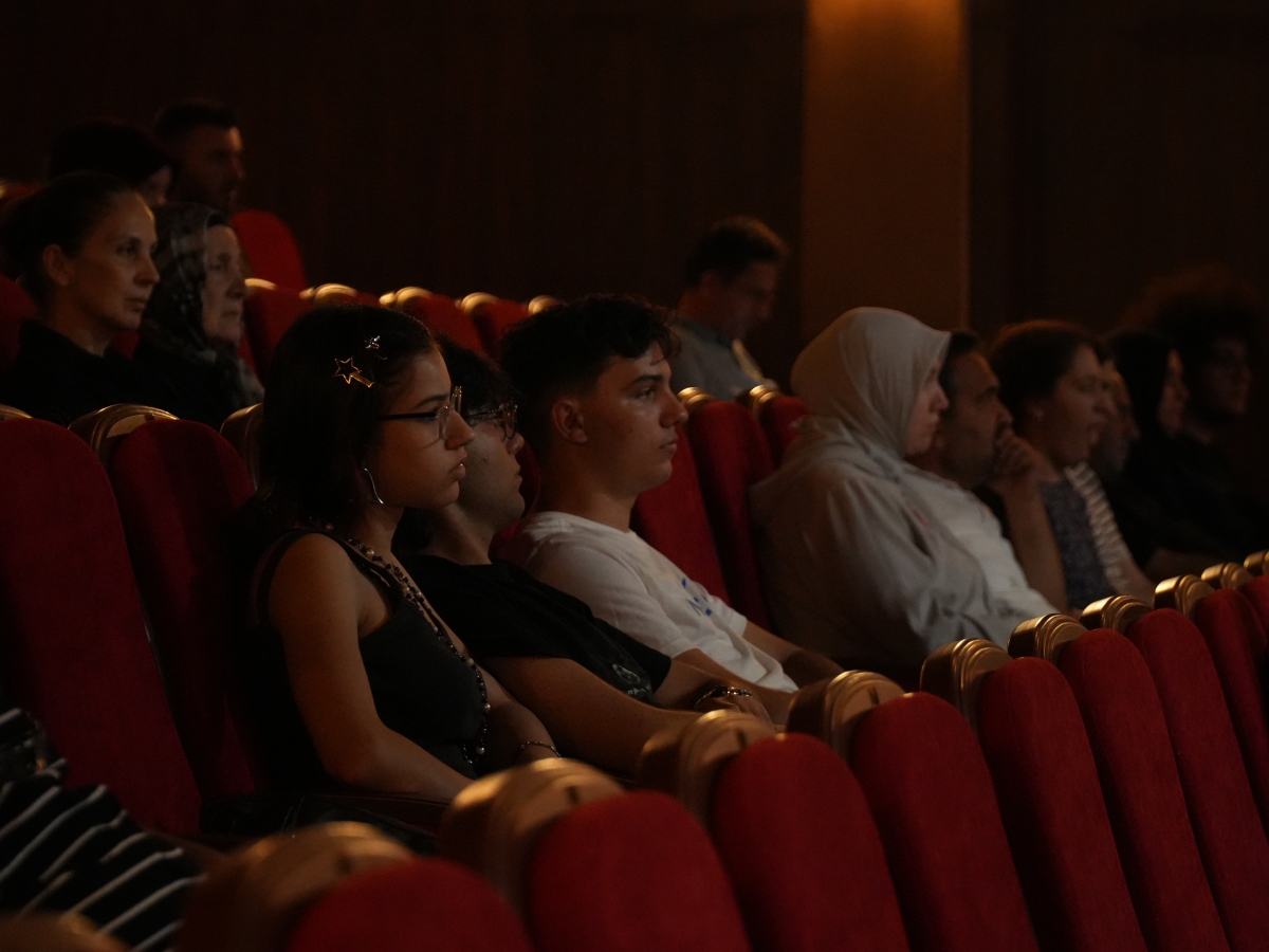 Sakarya Kültür Yolu Festivali, geleneksel el sanatlarından edebiyat buluşmalarına, klasik müzik konserlerinden fotoğraf sergilerine kadar uzanan zengin programıyla sanatseverlere unutulmaz anlar yaşatıyor. (GÜNÜN FOTOĞRAF KAR