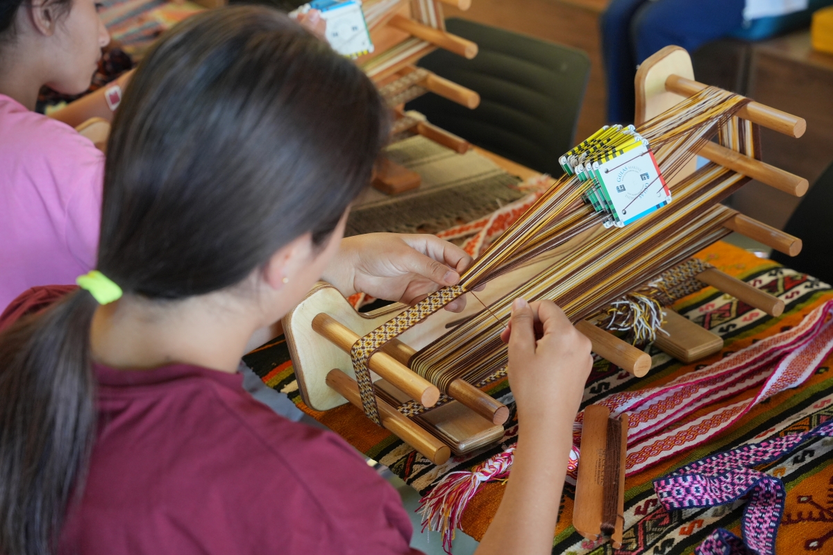 Sakarya, kültür ve sanatın birleştirici gücüne ev sahipliği yapmaya devam ediyor. Türkiye Kültür Yolu Festivali kapsamında düzenlenen etkinlikler, altıncı gününde de şehri renkli bir atmosfere büründürdü.