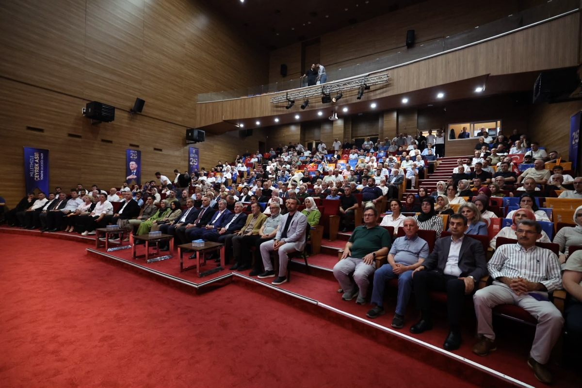 AK Parti Sakarya’da 25. Yılını Kutladı - AK Parti Sakarya’da Çeyrek Asırlık Buluşması - AK Parti Çeyrek Asırlık Yolculukta Bir Araya Geldi AK Parti’nin kuruluşunun 25. yıl dönümü dolayısıyla AK Parti Sakarya İl Başkanlığı