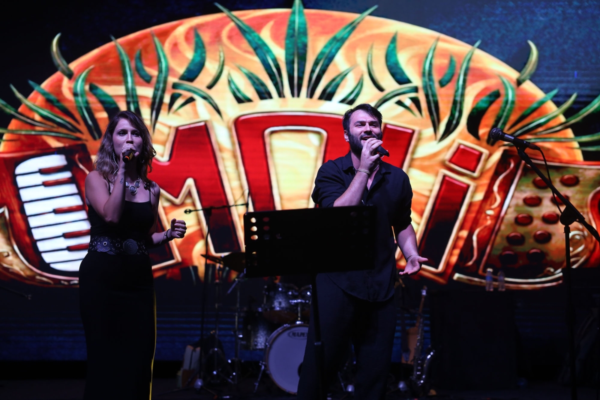 Sakarya Büyükşehir Belediyesi’nin ev sahipliğinde Millet Bahçesi’nde düzenlenen 3. Geleneksel Sakarya Kültür Festivali; Kafkas, İç Anadolu, Doğu ve Güneydoğu Anadolu’nun renkli kültür buluşmaları İŞE O GÖRÜNTÜLER