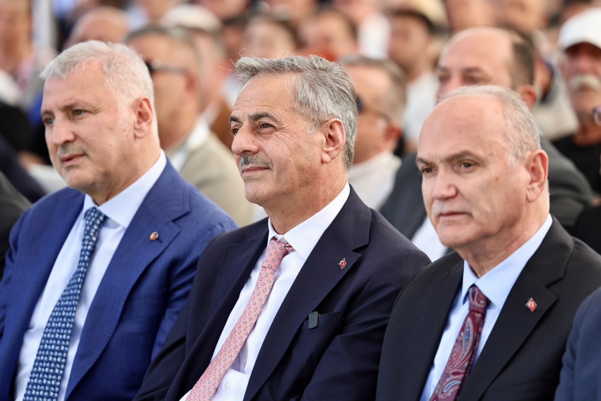 Sakarya’yı peyzaj, süs bitkiciliği ve bahçe sanatları alanında uluslararası bir marka haline getiren PSB Anatolia Fuarı, Sapanca Kırkpınar’da 9’ncu kez görkemli bir törenle kapılarını açtı.