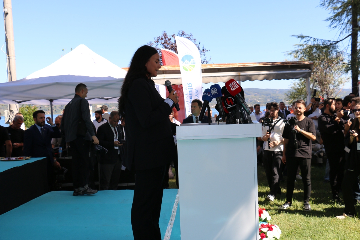 Sakarya’yı peyzaj, süs bitkiciliği ve bahçe sanatları alanında uluslararası bir marka haline getiren PSB Anatolia Fuarı, Sapanca Kırkpınar’da 9’ncu kez görkemli bir törenle kapılarını açtı.