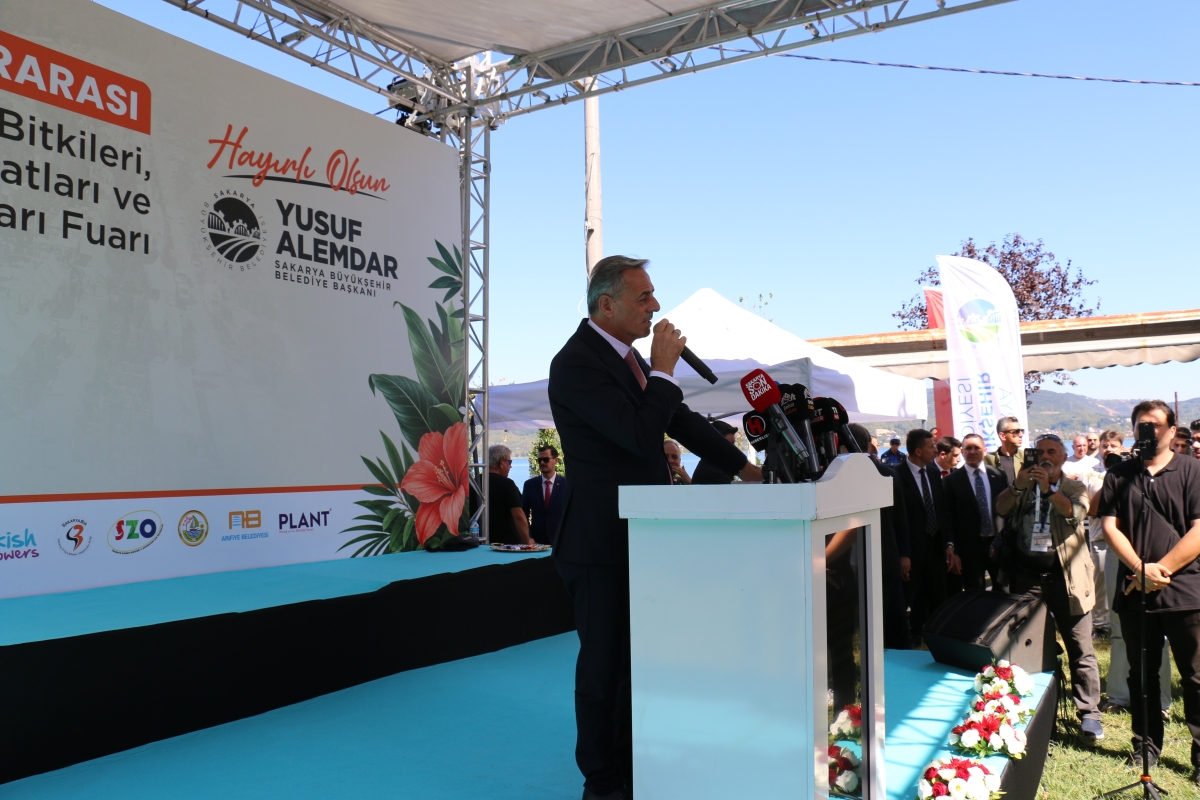 Sakarya’yı peyzaj, süs bitkiciliği ve bahçe sanatları alanında uluslararası bir marka haline getiren PSB Anatolia Fuarı, Sapanca Kırkpınar’da 9’ncu kez görkemli bir törenle kapılarını açtı.