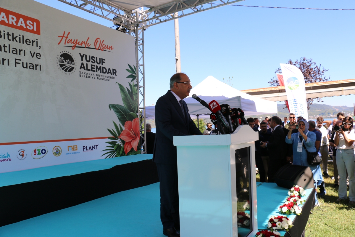 Sakarya’yı peyzaj, süs bitkiciliği ve bahçe sanatları alanında uluslararası bir marka haline getiren PSB Anatolia Fuarı, Sapanca Kırkpınar’da 9’ncu kez görkemli bir törenle kapılarını açtı.