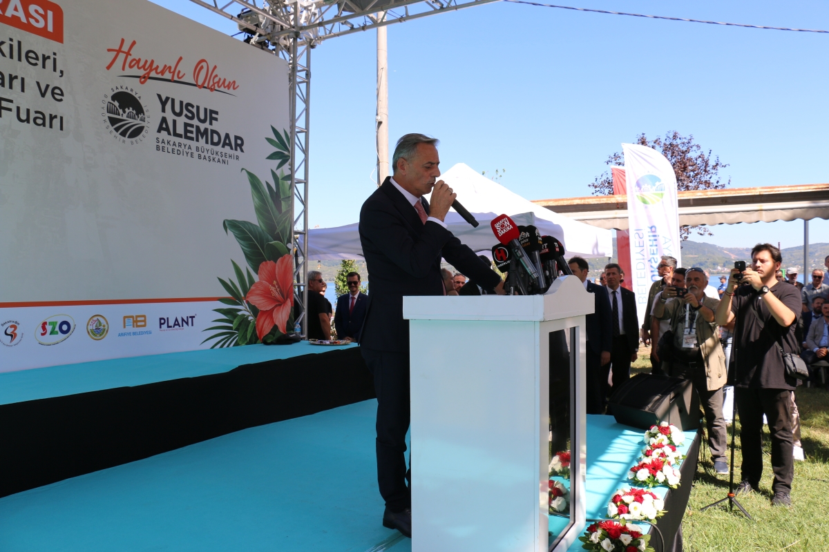 Sakarya’yı peyzaj, süs bitkiciliği ve bahçe sanatları alanında uluslararası bir marka haline getiren PSB Anatolia Fuarı, Sapanca Kırkpınar’da 9’ncu kez görkemli bir törenle kapılarını açtı.
