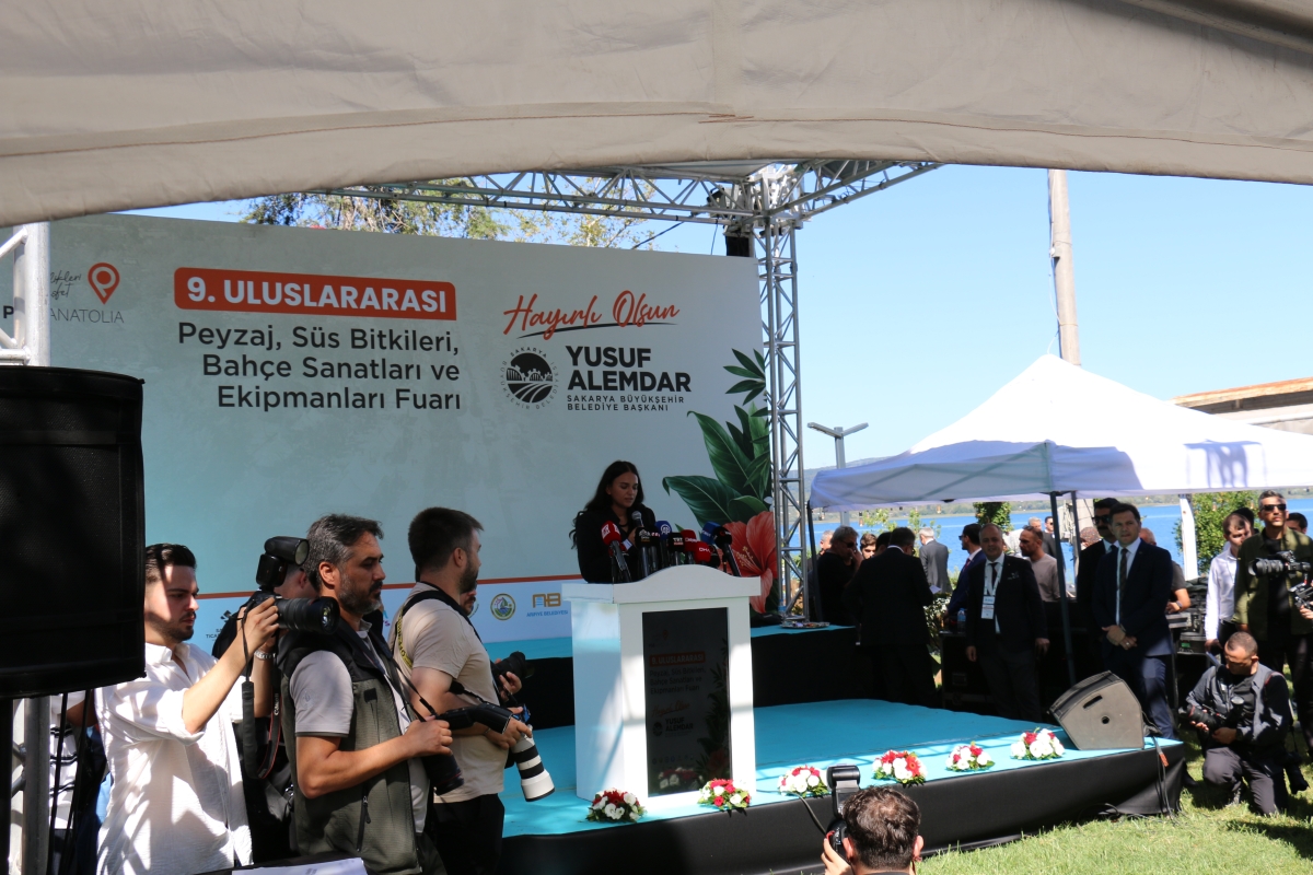Sakarya’yı peyzaj, süs bitkiciliği ve bahçe sanatları alanında uluslararası bir marka haline getiren PSB Anatolia Fuarı, Sapanca Kırkpınar’da 9’ncu kez görkemli bir törenle kapılarını açtı.