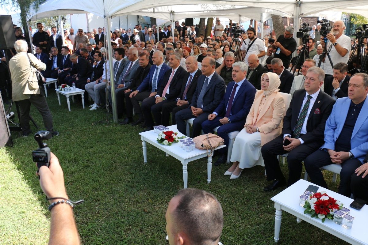 Sakarya’yı peyzaj, süs bitkiciliği ve bahçe sanatları alanında uluslararası bir marka haline getiren PSB Anatolia Fuarı, Sapanca Kırkpınar’da 9’ncu kez görkemli bir törenle kapılarını açtı.