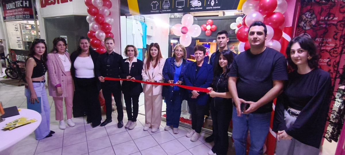 Sakarya iş, siyaset ve basın dünyasını buluşturan görkemli bir açılışa sahne olan İmza Ajans’ın kurucularından İlyas Emirhan Okşil, törene damga vuran sürpriz bir kararla Yeni Parti’ye katıldı. Başarılı siyasetçi Nalan Yedekç