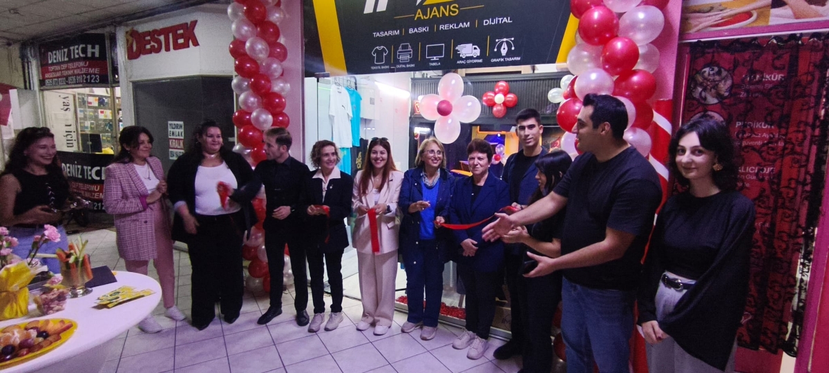 Sakarya iş, siyaset ve basın dünyasını buluşturan görkemli bir açılışa sahne olan İmza Ajans’ın kurucularından İlyas Emirhan Okşil, törene damga vuran sürpriz bir kararla Yeni Parti’ye katıldı. Başarılı siyasetçi Nalan Yedekç