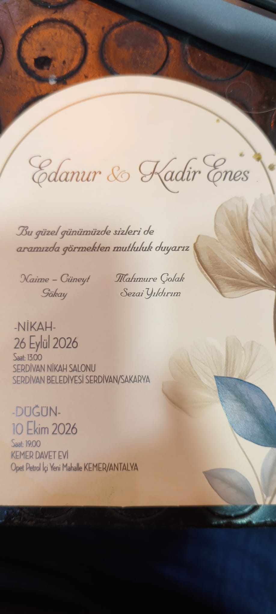Mutluluğa İmzayı Attılar: Edanur & Kadir Enes Evlendi! SAÇSED Sakarya Sağlık Çalışanları ve Emeklileri Derneği Başkanı Mahmure Çolak’ın biricik oğlu Kadir Enes ile Edanur, Sakarya’da düzenlenen görkemli bir nikah töreniyle ha