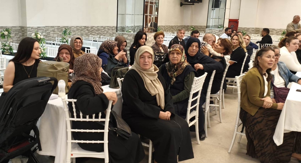 Mutluluğa İmzayı Attılar: Edanur & Kadir Enes Evlendi! SAÇSED Sakarya Sağlık Çalışanları ve Emeklileri Derneği Başkanı Mahmure Çolak’ın biricik oğlu Kadir Enes ile Edanur, Sakarya’da düzenlenen görkemli bir nikah töreniyle ha