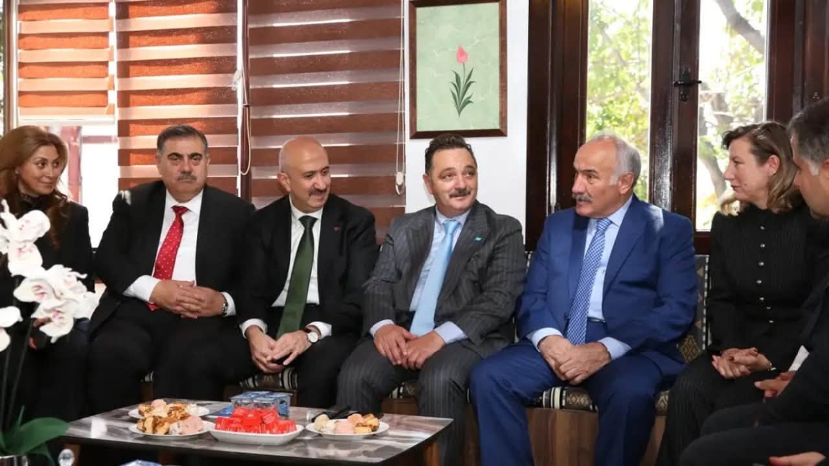 TİMBİR’İN YENİ GENEL MERKEZİ GÖRKEMLİ TÖRENLE AÇILDI: DİJİTAL MEDYADA YENİ BİR DÖNEM BAŞLIYOR!
Türk İnternet Medya Birliği (TİMBİR), dijital yayıncılıkta standartları yükseltecek ve internet medyasını tek çatı altında