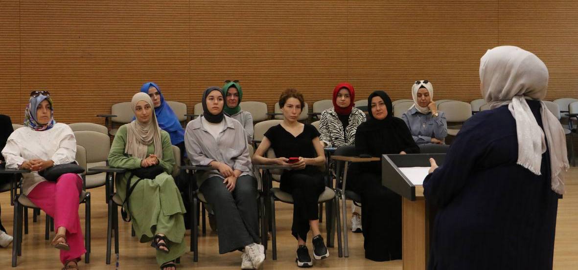 Aile danışmanı Albayrak’tan ailelere önemli tavsiye: “Sınırlarımızı koruyabildiğimiz kadar kendimiziz”
