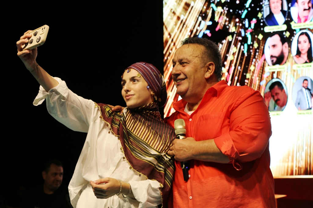 Değirmendere'de Karadeniz Fırtınası! Ünlü sanatçı İsmail Türüt'le coşkulu başladı