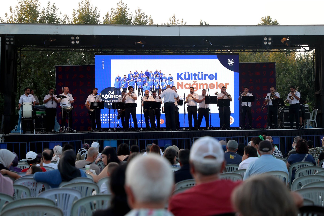 Sakarya Millet Bahçesi’nde şölen tadında bir cumartesi