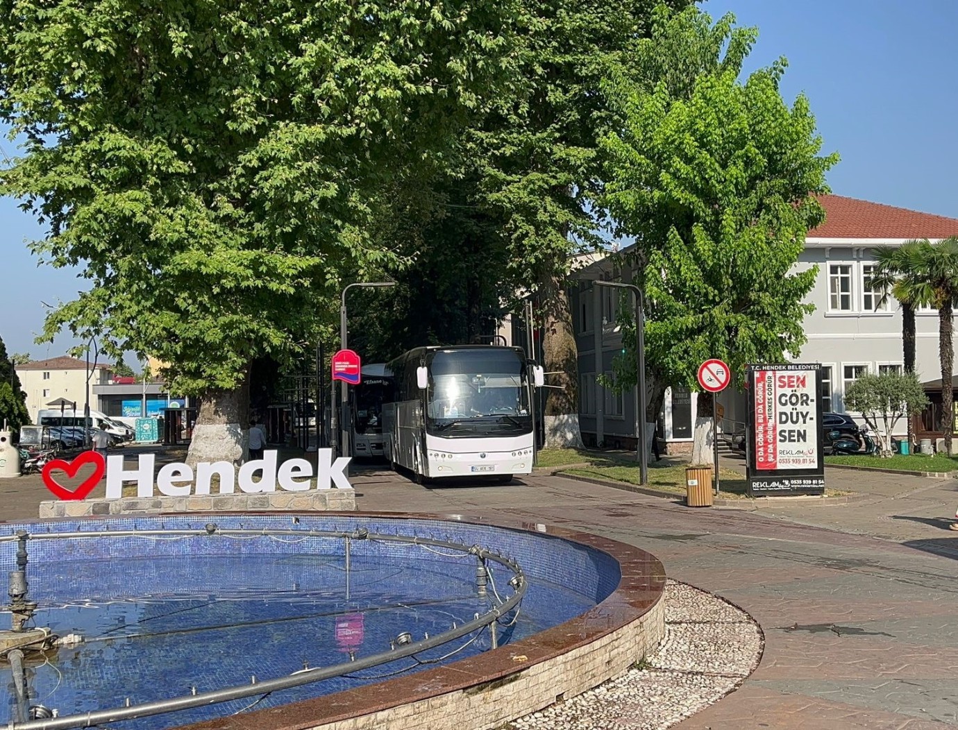 HENDEK BELEDİYESİ HENDEKLİ BİNLERCE KADINI DENİZLE BULUŞTURDU