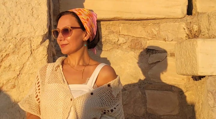 Dilek Kelebek'ten Yeni Kitap 'Misafir Cümleler' Raflarda.