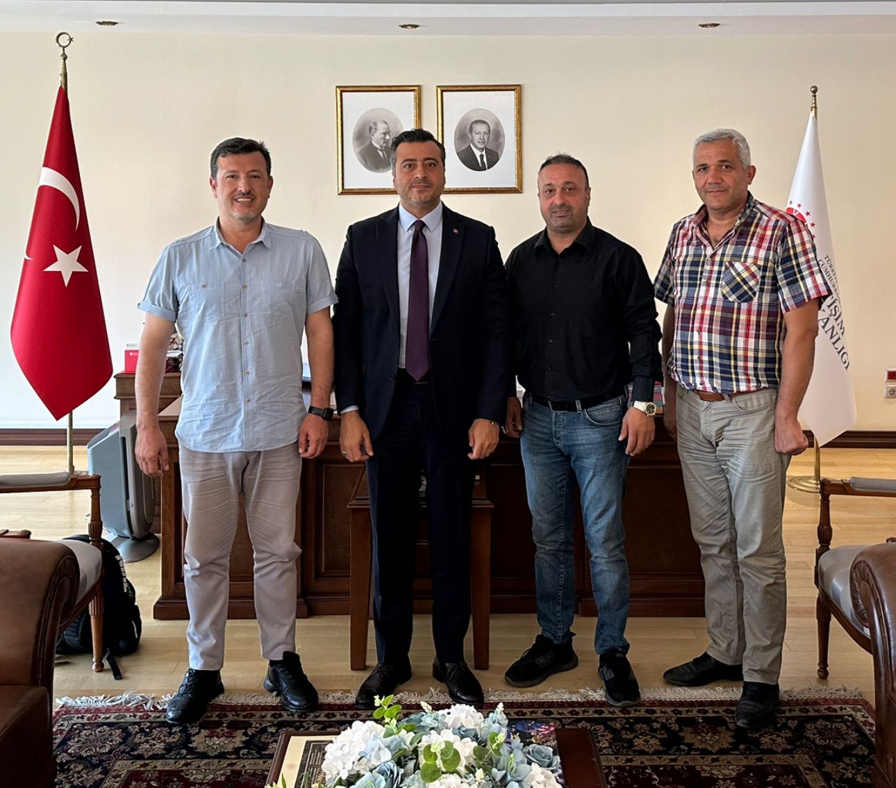EGE BAYDER'DEN CENGİZ KUTLU YÜKSEL'E ZİYARET     