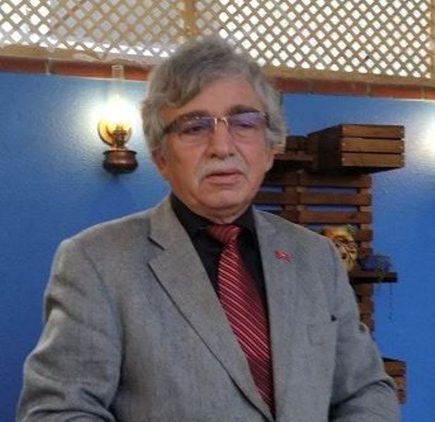 Sakarya Yenikent Güzelleştirme, Kalkındırma ve Dayanışma Derneği Başkanı Dr. Mustafa Kemal Cerrahoğlu, 100 bin civarında nüfusu ile ilin merkezi olan Yenikent’in cazibesini arttırması Hk.