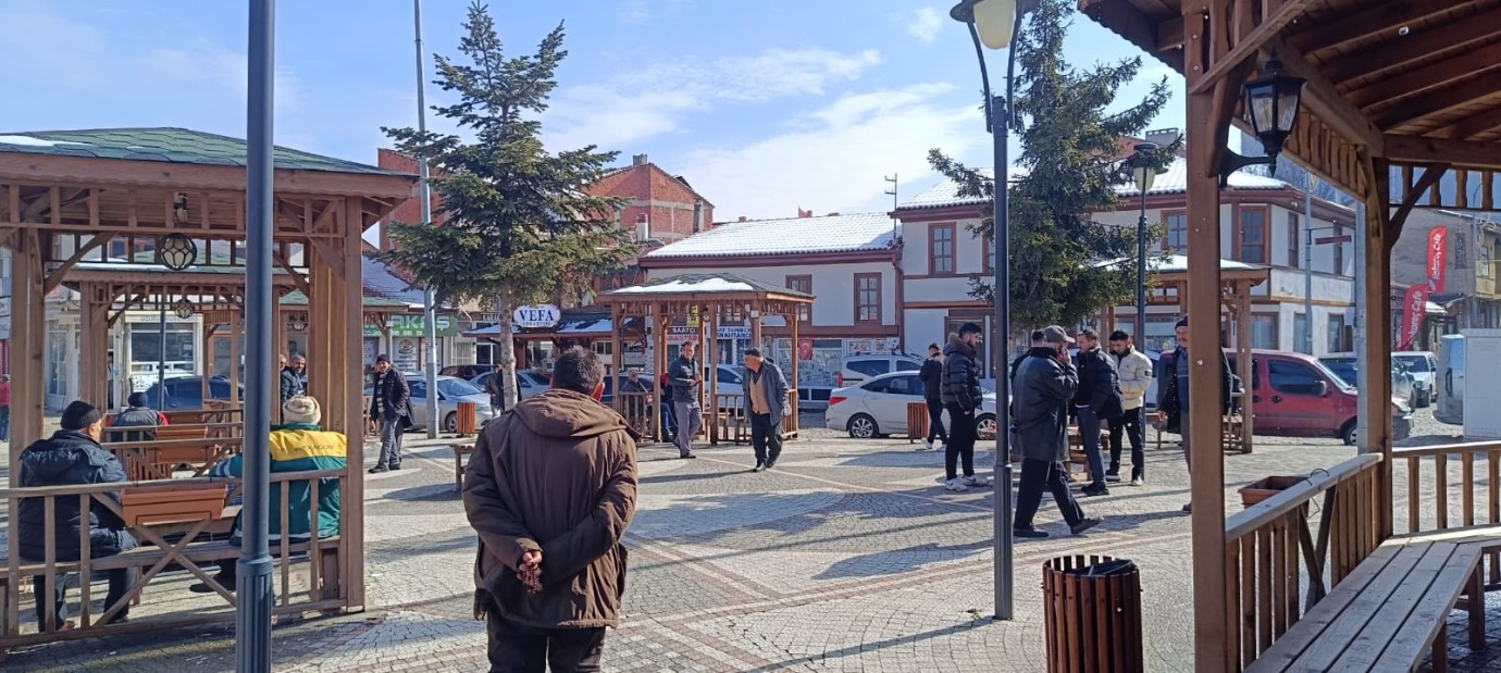 Pazaryeri'nde Bahar Sevinci: Fatma Koç Parkı Doldu Taştı