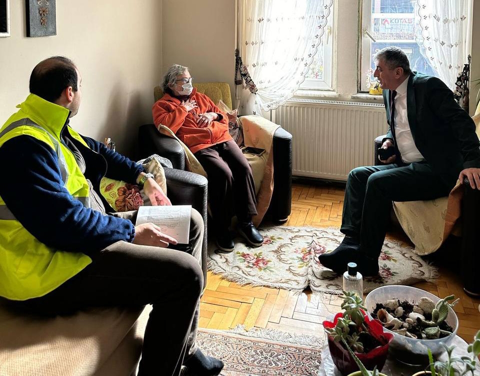 Sakarya Büyükşehir Belediyesi Yaşlılara Umut Oluyor