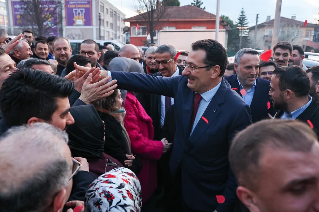 AK Parti'de Sınır Tanımayan Dava Kardeşliği: Ali İhsan Yavuz Sakarya'da Coşkuyla Karşılandı