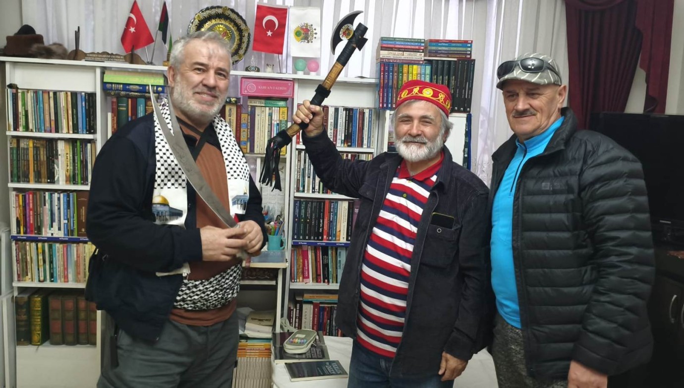 Edebiyat ve Gazetecilik Aynı Sofrada: Yazar Mehmet Ali Turhal’dan Anlamlı Ev Sahipliği