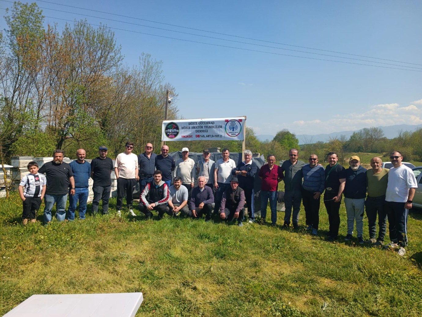 DÜZCE GÜCUMRAD’DAN KEYİFLİ BULUŞMA: HEM TELSİZ BAŞINDA HEM IZGARA TADINDA!