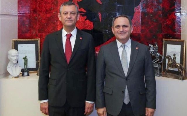 CHP’li Ecevit Keleş’ten Sert Çıkış: “Cumhuriyet Halk Partisi Teslim Alınamaz!”