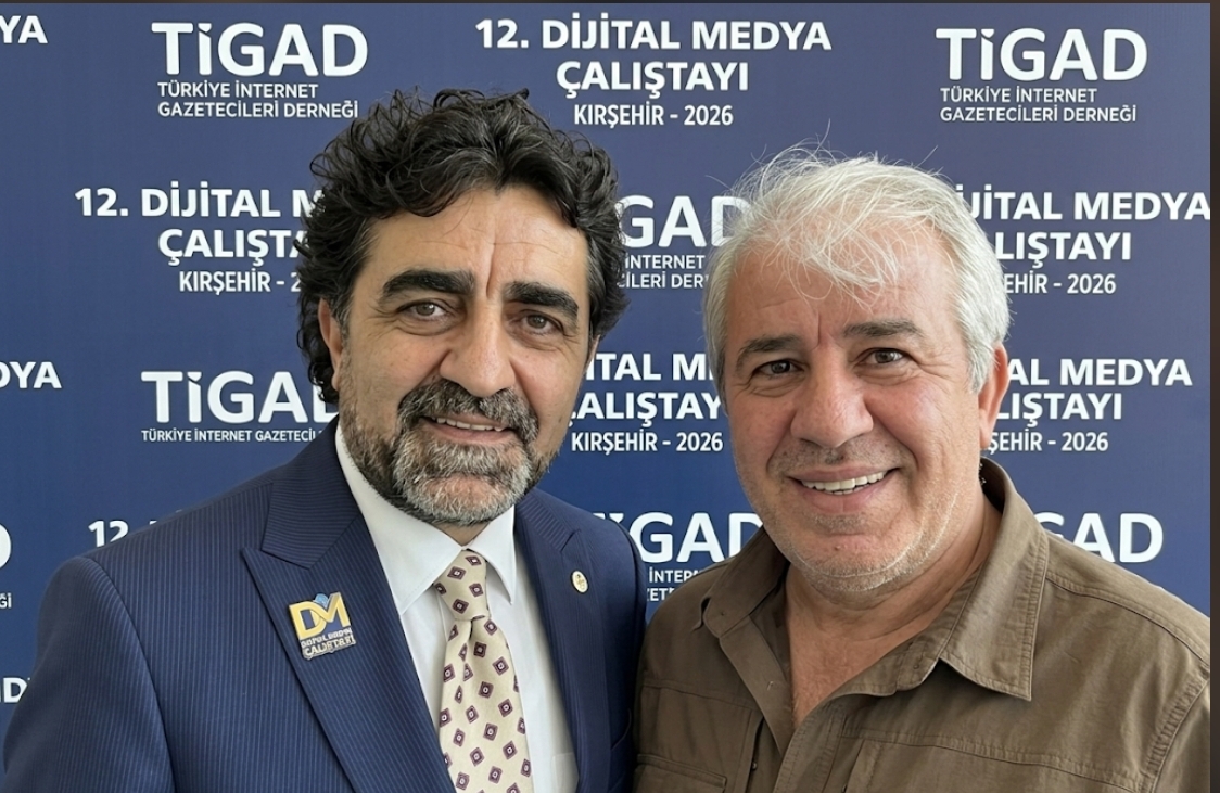 TİGAD Kırşehir Çalıştayı’nda Değerli Buluşma: Sabahattin Birinci ve Gaffar Yakınca Bir Araya Geldi!