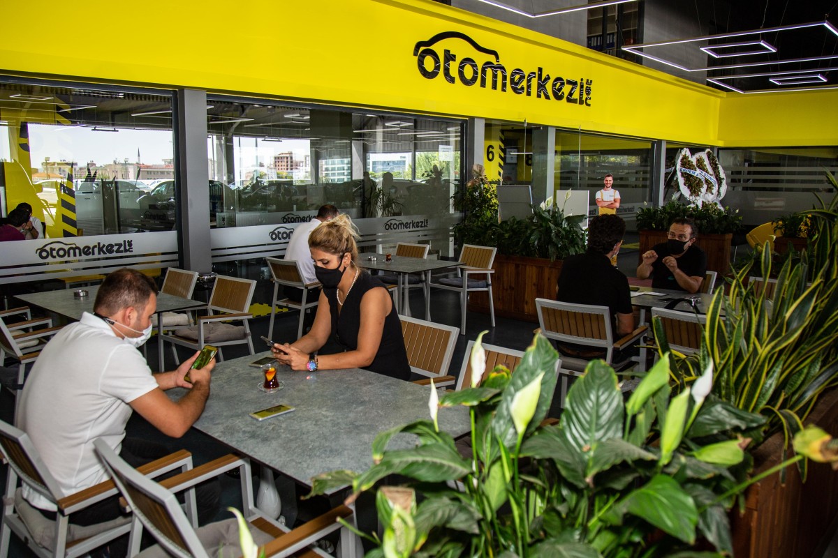 Aracınıza Gözümüz Gibi Bakalım  Sizin Yerinize Biz Satalım