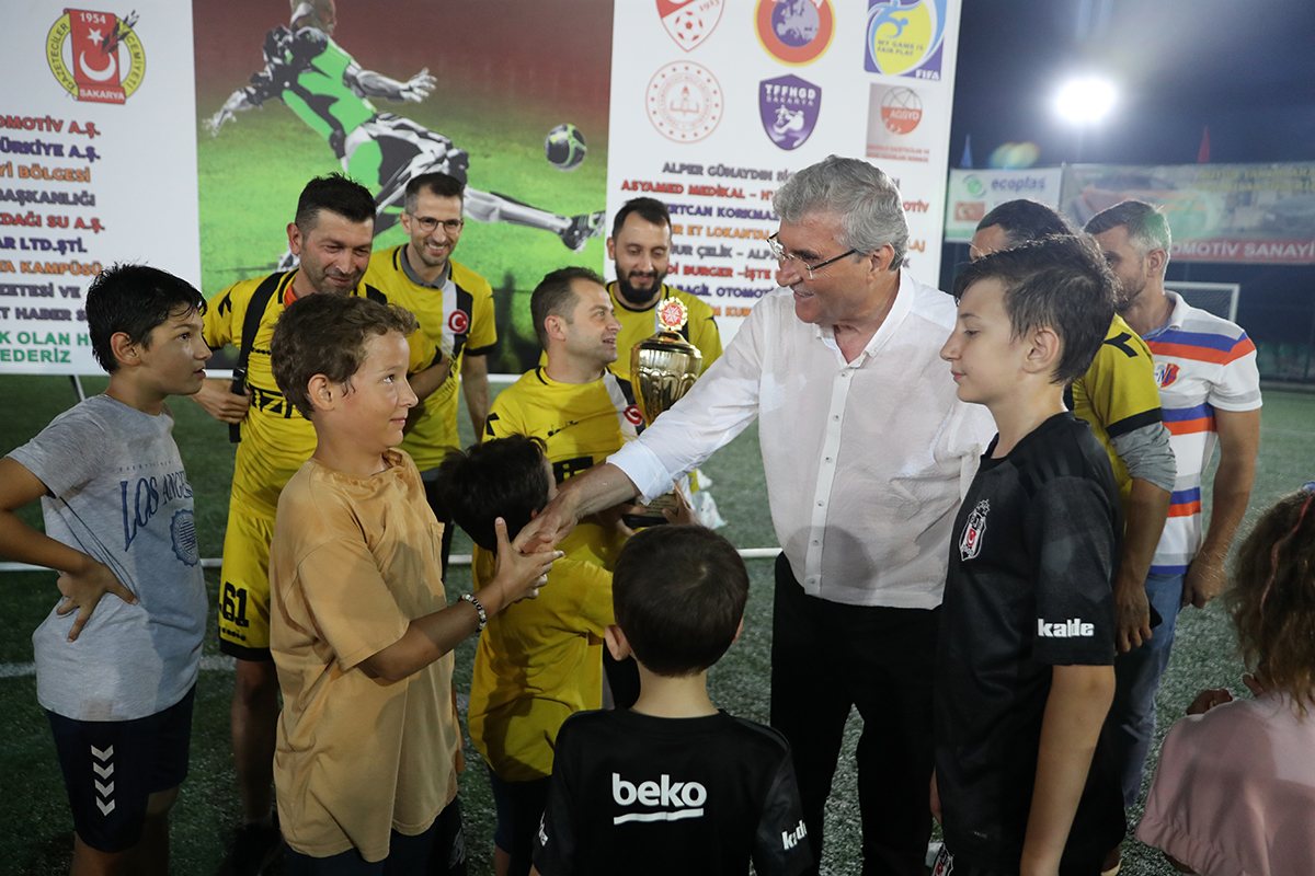 Sporu ve sporcuyu desteklemeye devam edeceğiz