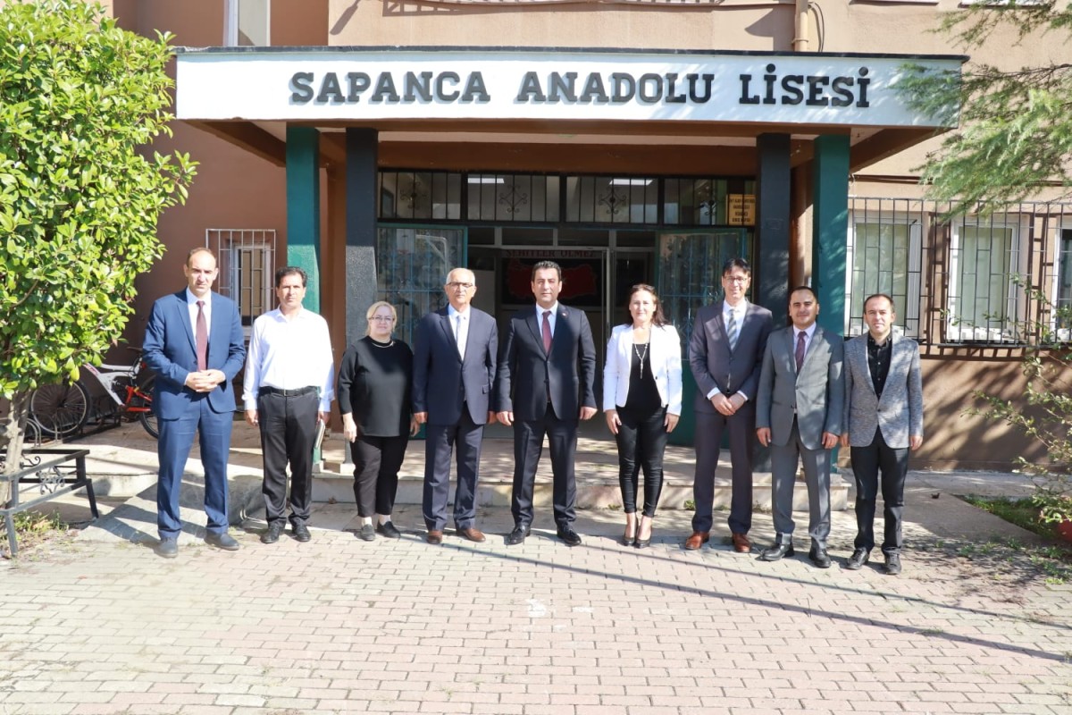 Savaşçı, Sapanca Anadolu Lisesini Ziyaret Etti