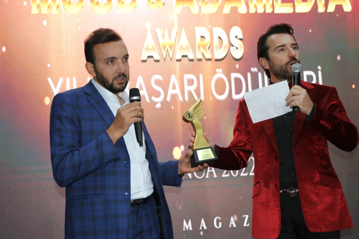 BAYRAM ÖZDEMİR YAZARLIĞINI ÖDÜL İLE TAÇLANDIRDI