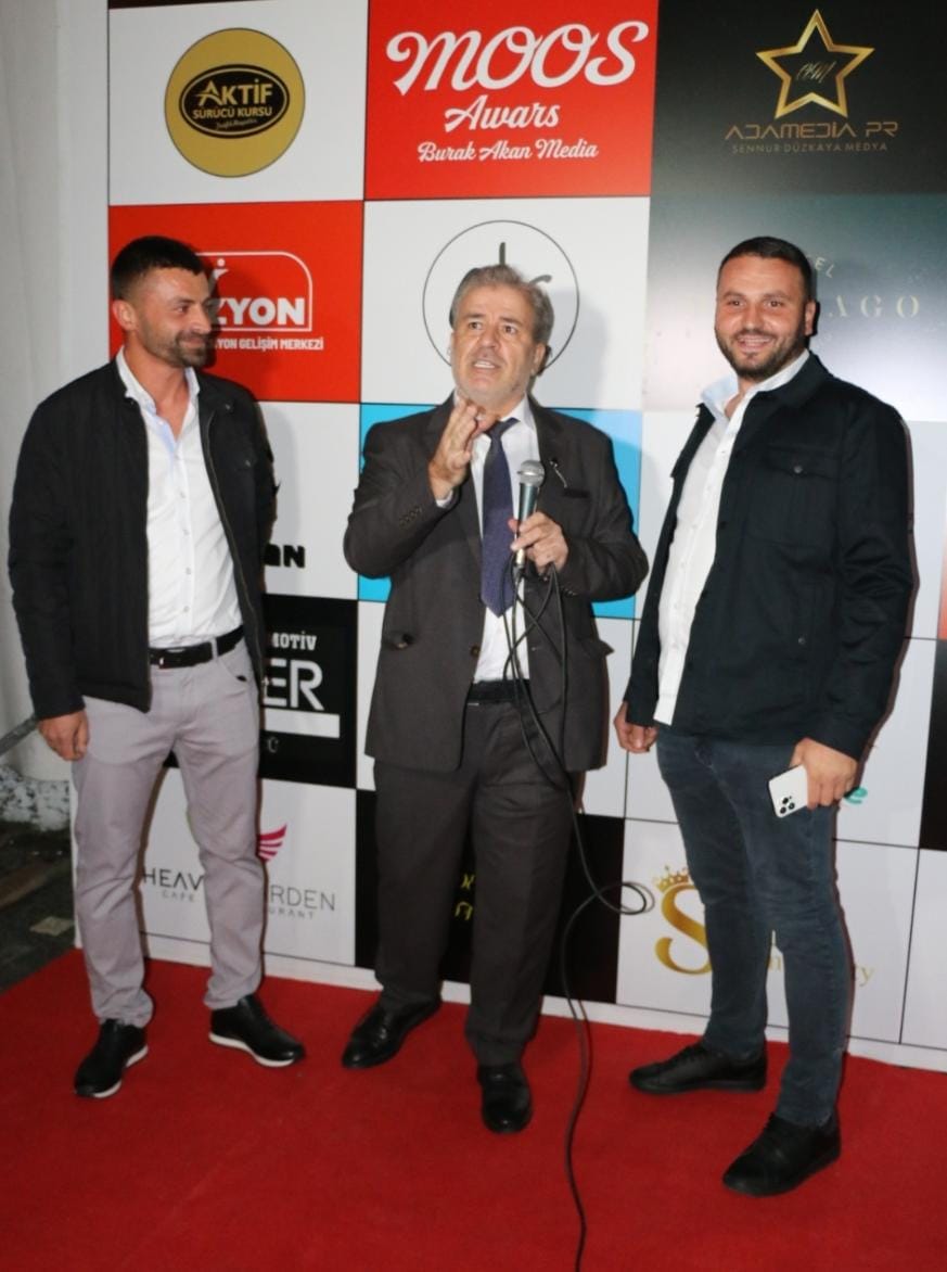 SAPANCA DUKO ÜNLÜLERE EV SAHİPLİĞİ YAPTI