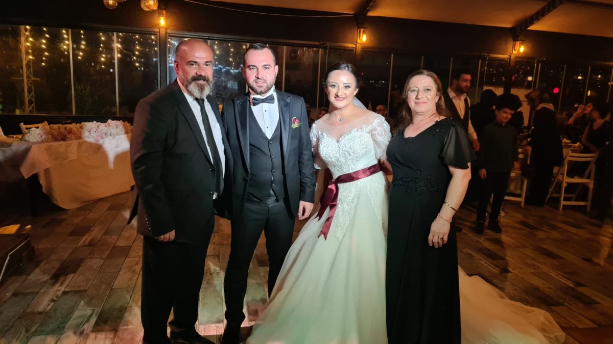 Atar ve Gül Ailesinin  Mutlu Günü