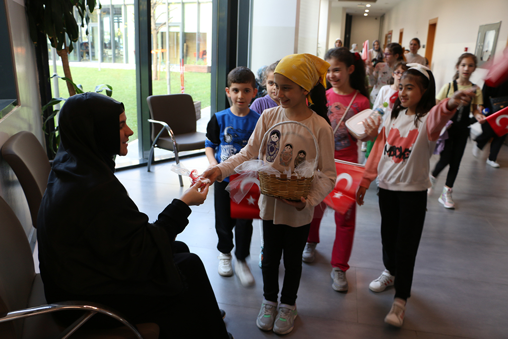 SGM öğrencileri 29 Ekim Cumhuriyet Bayramını coşkuyla kutladı