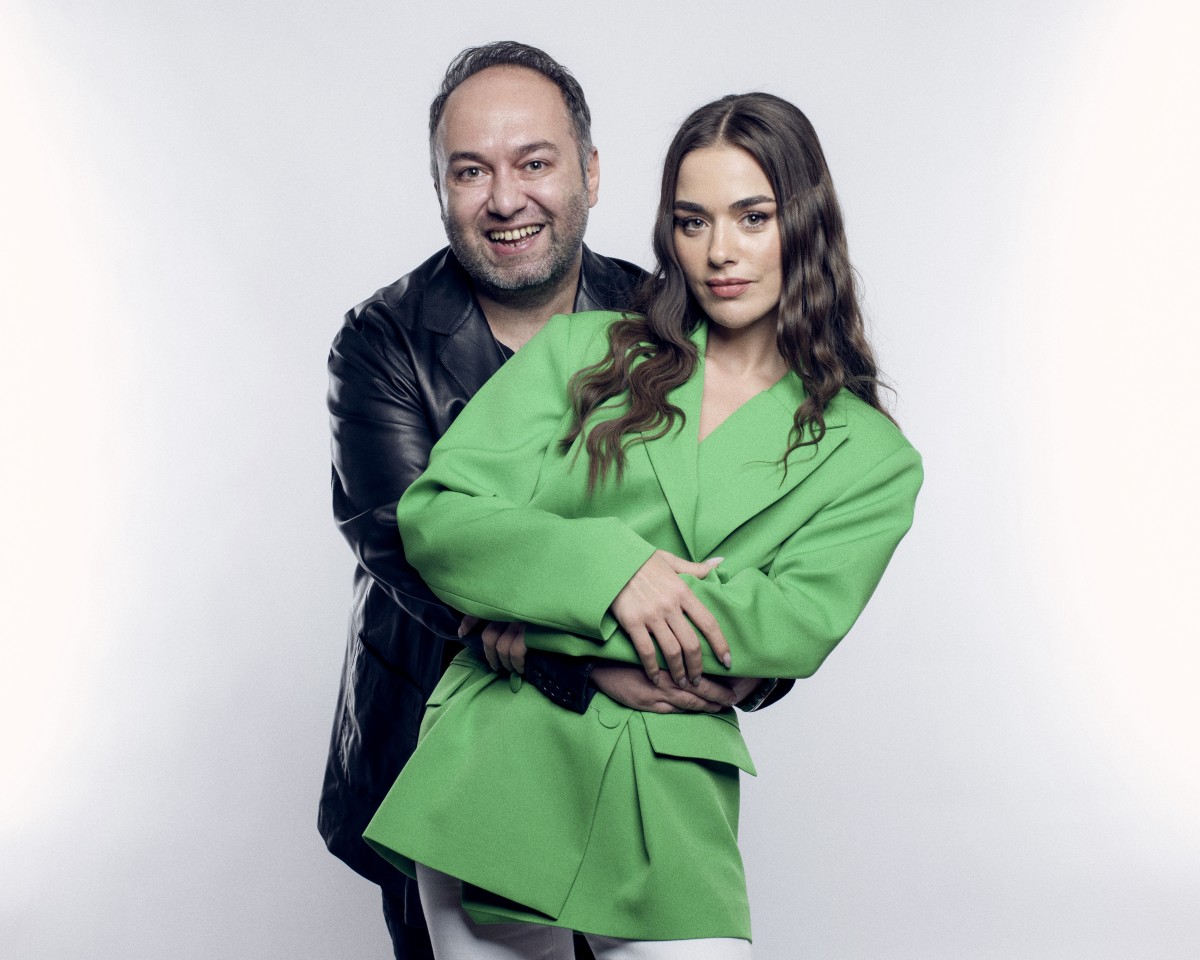 Bensu Soral: “Bende geri vites yok!” Hakan Gence’nin yeni ‘Sıkı Muhabbet’i Bensu Soral’la…