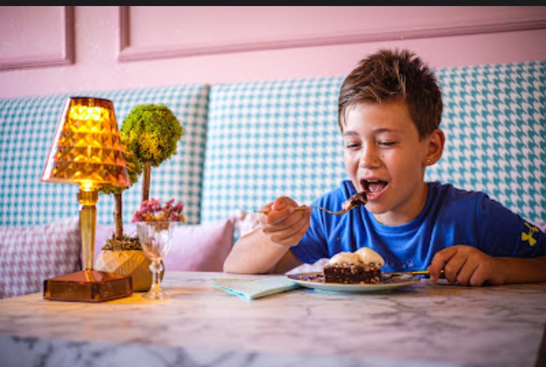 PERİ MASALI GİBİ BİR PASTAHANE ! YEŞİLPERİ COFFEE & CAKE HOUSE 