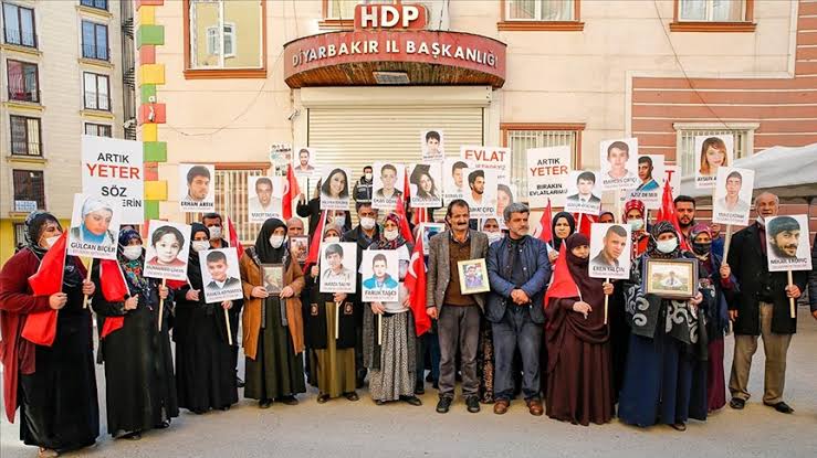 Barış ve Medeniyet Beşiği Nevşehir’de  Diyarbakır Anneleri’nin Haklı Davası Uluslararası Kongrede Anlatılacak