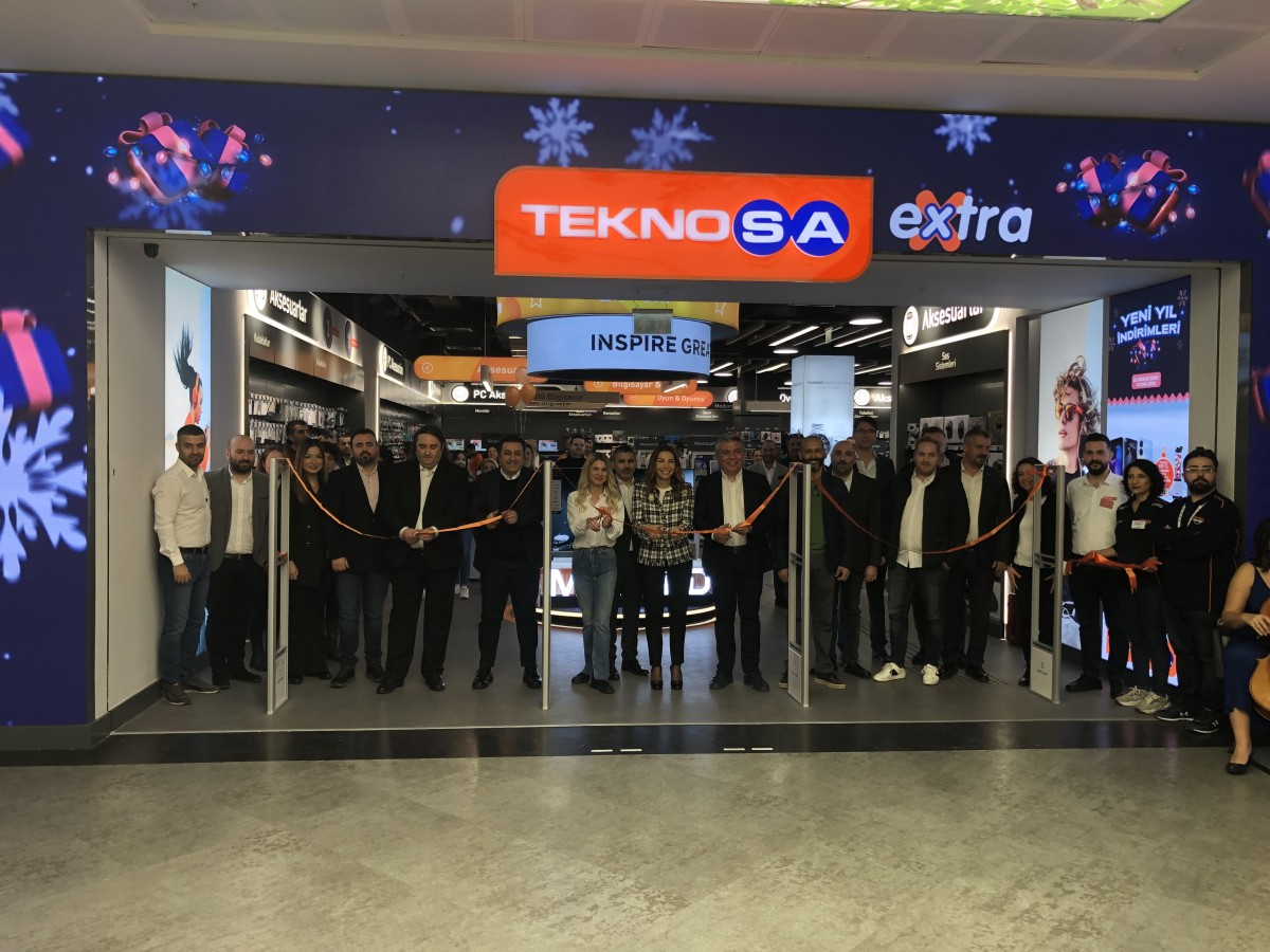 Teknosa yılın son konsept mağazasını İzmir’de açtı